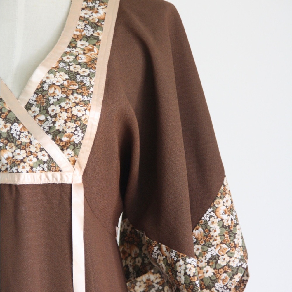 🧺 Vintage 70s Brown Hippie / Prairie Dress 🧺 - Picture 2 of 4